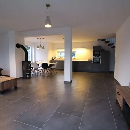 With Swimming Pool * Pruchten