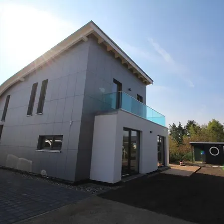 With Swimming Pool Casa vacanze Pruchten